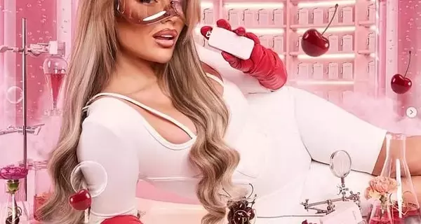 Influencer Beauty Brand Under Fire for Marketing to Children
