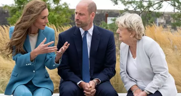 Duchess Catherine's Blue Ensemble: A Nod to Royal Legacy