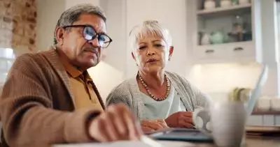 Optimizing IRA Withdrawals for Tax-Efficient Retirement Income