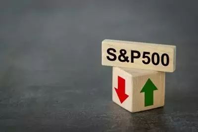 Understanding ETF Performance: A Comparative Analysis of Equal-Weight vs. Cap-Weighted S&P 500 Funds
