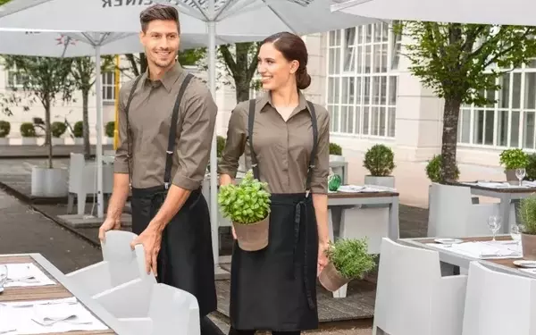 Elevate Your Outdoor Dining Experience with Lusini's Stylish Solutions