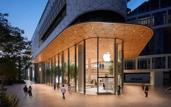 Apple Expands Retail Presence in India with New Store App
