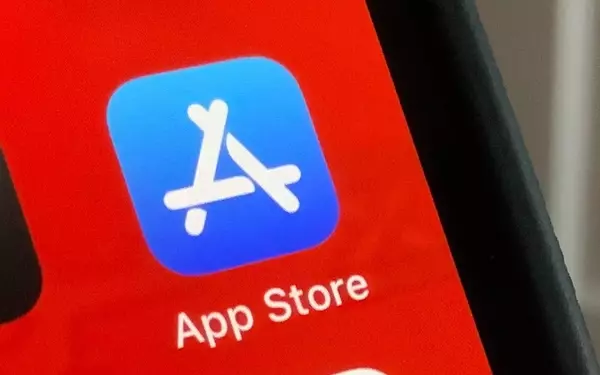Thriving Beyond Hardware: Apple's Services Division Powers Ahead