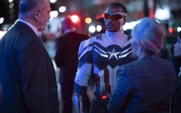 Captain America's New Look: Anthony Mackie Ditches the Cowl for 'Brave New World'