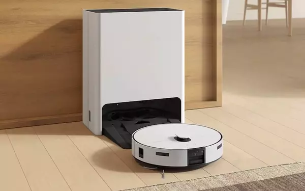 Sophisticated Home Cleaning Redefined: Samsung Bespoke Jet Robot Vacuum and Mop Combo