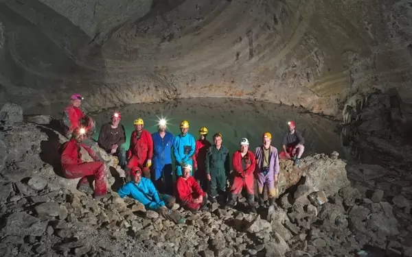 Unveiling the Hidden Depths: The Discovery of a Subterranean Thermal Wonder