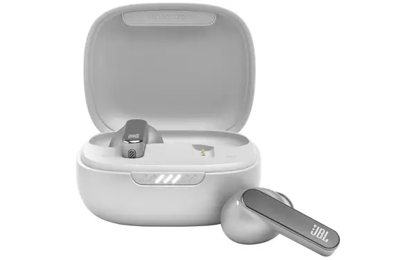 JBL Live Pro 2 Earbuds Offer Unmatched Value This Valentine's Day