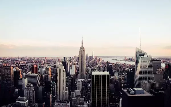 Record-Breaking Trading Volumes on ICE Bonds in 2024