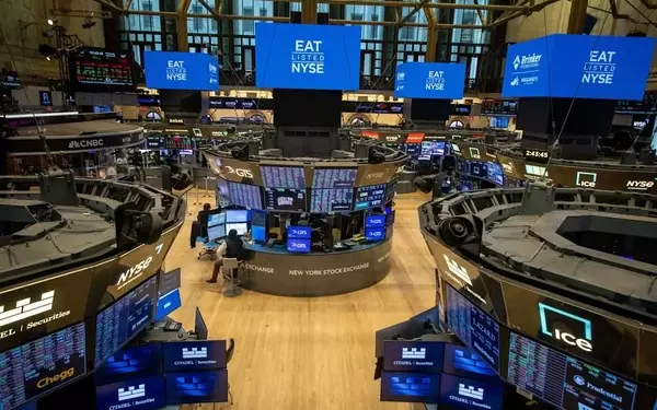 Asian Markets React to US Consumer Confidence Drop and Market Volatility