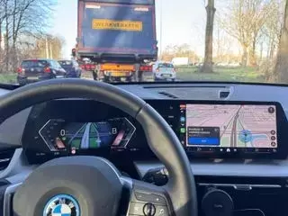 Waze Enhances Driving Experience with New HUD Integration