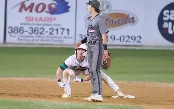 A Stellar Performance: Suwannee's Bonds Shines on the Field
