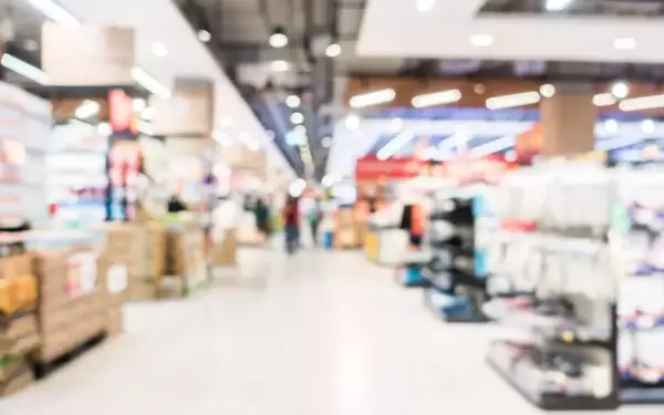 Redefining Retail: How AI Revolutionizes Consumer Engagement and Personalization