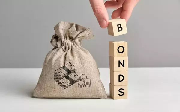 Bond Market Resilience Amid Stock Corrections: A Strategic Approach