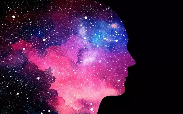 Overcoming the Challenge of Hallucinations in Large Language Models