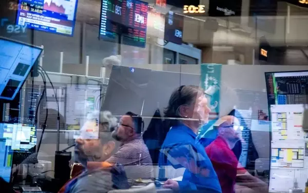 Global High-Yield Bonds Witness Intensified Sell-Off Amid Trade Tensions