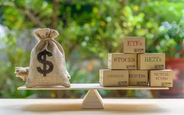 Bond ETFs: A Diverse and Strategic Investment Option for Modern Portfolios
