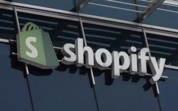 Shopify's Bold Approach: Leveraging AI Before Expanding Teams