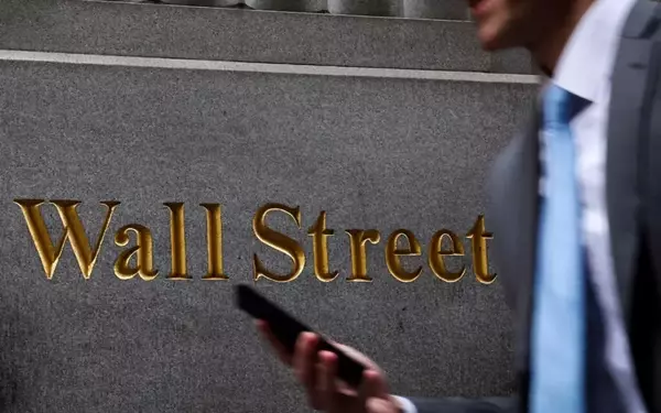 Global Financial Markets Under Pressure Amid Tariff Tensions
