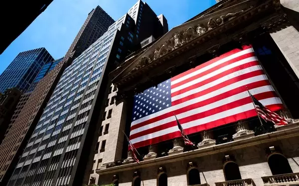 Global Financial Reactions to Economic Policies