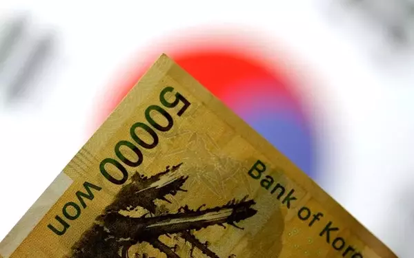 Asian Bonds Witness Surge in Foreign Investments Amid Global Uncertainty