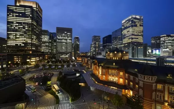 Record Foreign Inflows Boost Japanese Superlong Bonds Amid Market Turbulence