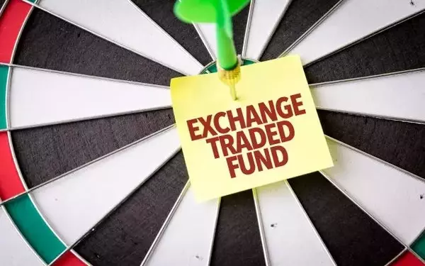 Market Dynamics in April: A Shift in Investment Preferences