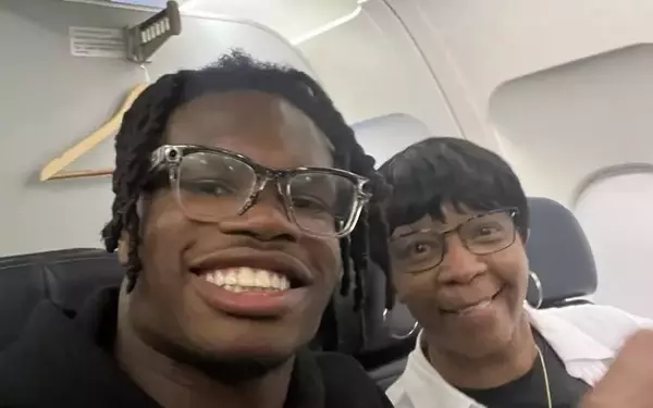 Heartwarming Encounter with NFL Rookie on a Flight