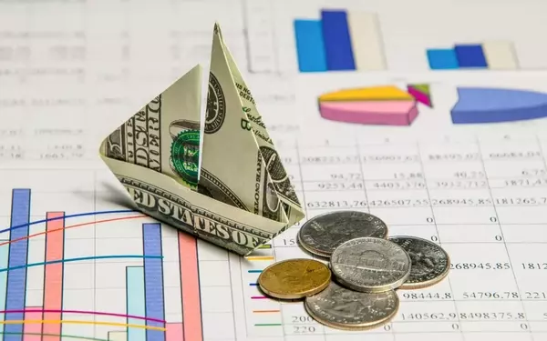 Market Lessons from April: Diversification, Dividends, and Opportunities