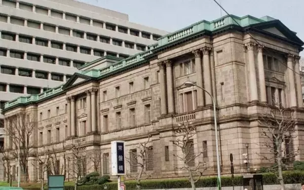 Japan Faces Crucial Choices Amid Rising Bond Yields and Structural Challenges