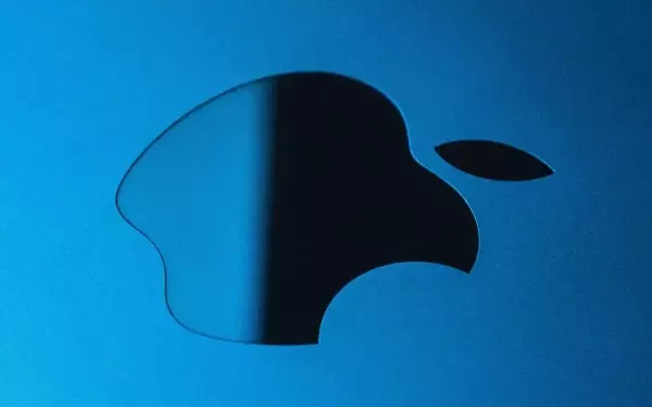 Apple's AI Division Faces Setback as Key Leader Joins Meta
