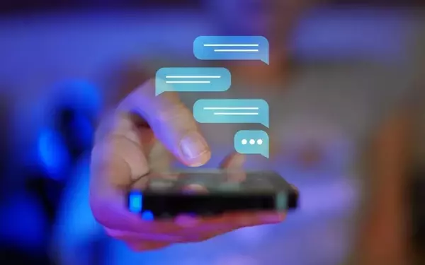 Mockly: The User-Friendly Fake DM Generator