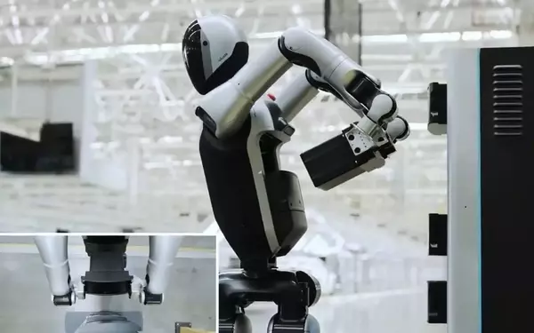 Pioneering Humanoid Robot Achieves Self-Sufficiency in Battery Management