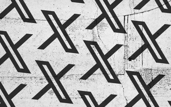 X Platform to Enhance Content Discovery with Community Notes Pilot Program