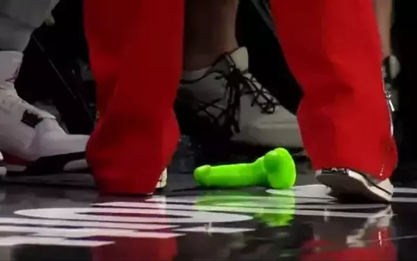 Unusual Interruption: Object Thrown onto WNBA Court