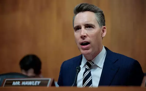 US Senator Launches Investigation Into Meta's AI Chatbots Over Inappropriate Interactions with Minors