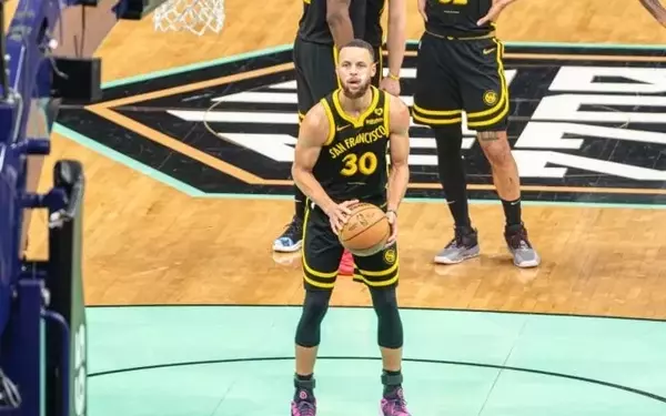 Golden State's Persistent Pursuit: The LeBron James-Stephen Curry Vision