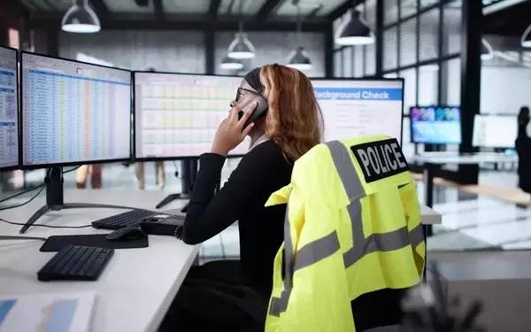 AI Revolutionizes 911 Dispatch: A Solution to Understaffing Crisis