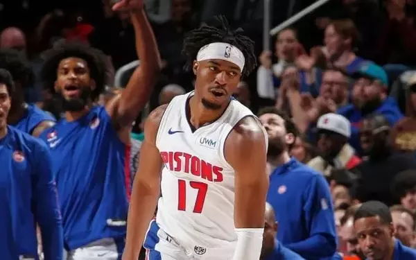 Stanley Umude Inks Exhibit 10 Deal with San Antonio Spurs
