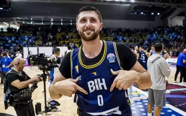 Bosnia and Herzegovina Breaks 32-Year EuroBasket Drought, Advances to Round of 16