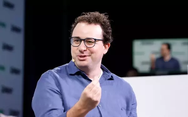 Microsoft Diversifies AI Portfolio with Anthropic Partnership