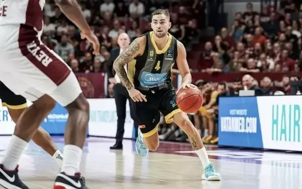 Vassilis Toliopoulos Achieves Dual Milestones in a Single Week