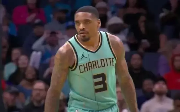 Hornets Waive DaQuan Jeffries Amidst Roster Overhaul