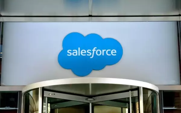 Salesforce Introduces Agentforce Vibes for Enterprise Vibe-Coding