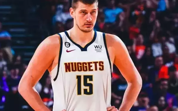 Jokic Mentors Johnson on Nuggets' Offensive Integration