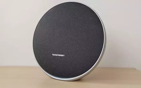 Harman Kardon Onyx Studio 9: A Fusion of Style and Sound