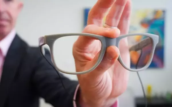 Next-Generation Smart Glasses: Innovations in Audio and Thermal Management