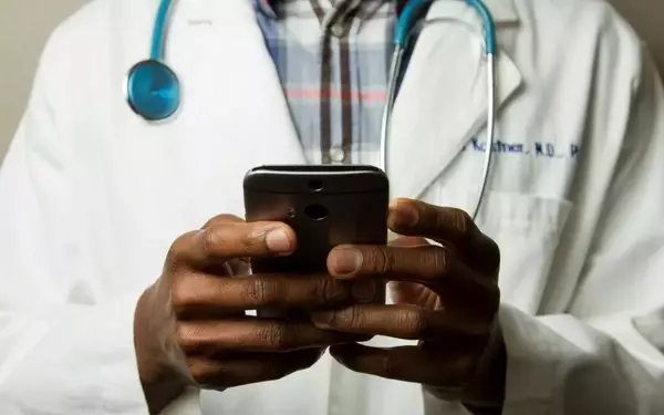 MHRA Accelerates AI Healthcare Tools for Enhanced Patient Care