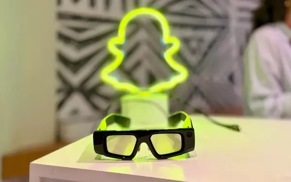Snap's Renewed Commitment to Smart Glasses: A Focus on Engaging AR Experiences