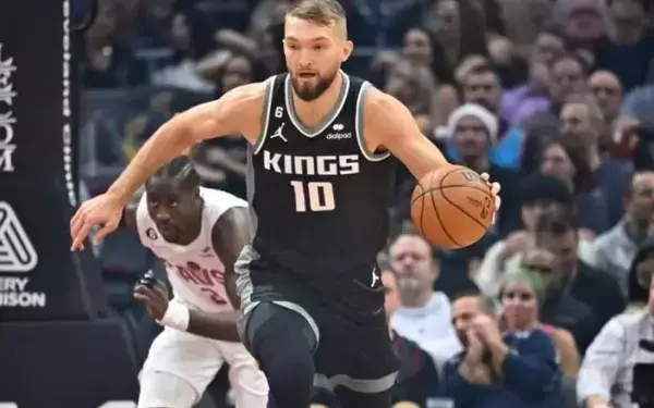 Domantas Sabonis Sidelined with Hamstring Strain, Misses Season Opener