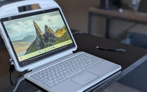 DT Research 323MD: A Rugged Windows Tablet for Specialized Environments